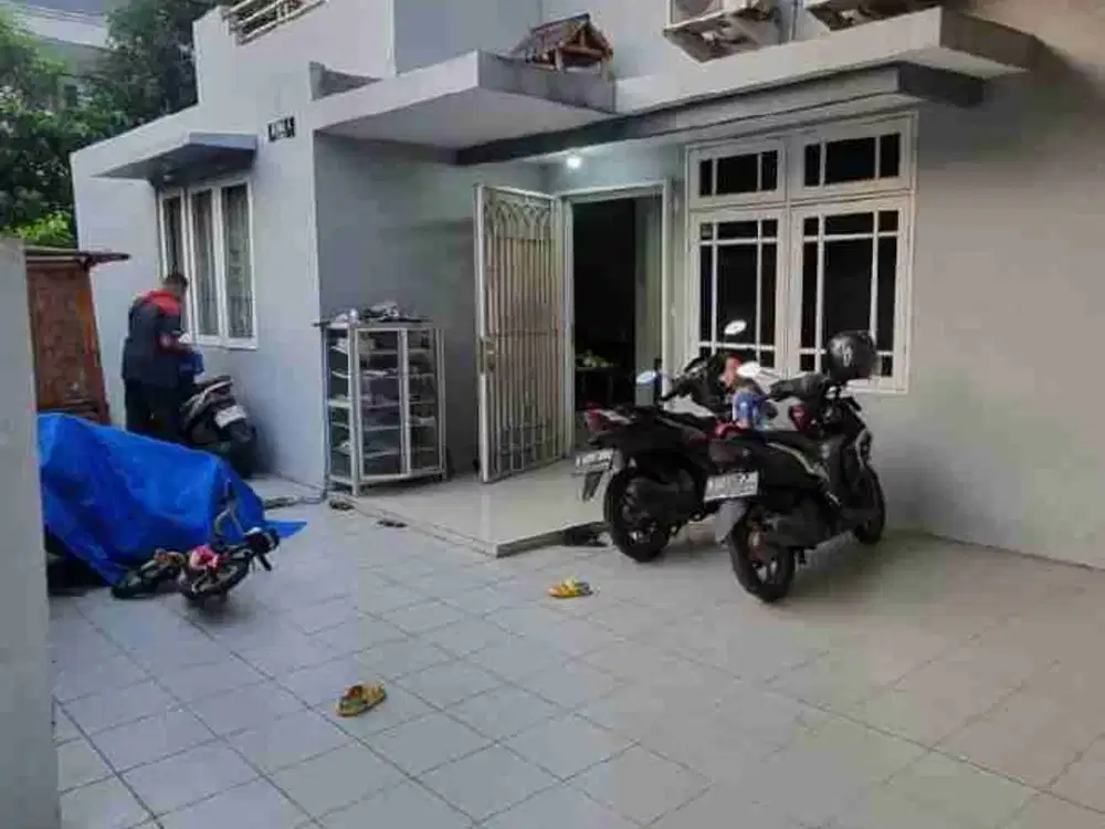 Rumah 2lt hook Barat Utara di Sunter Bisma Jakarta Utara