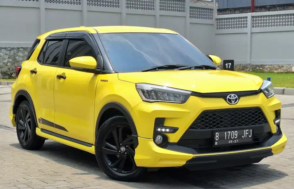 TDP : 14jt Toyota Raize GR Single Tone 1.0 AT/CVT/Metic 2022, TERMURAH