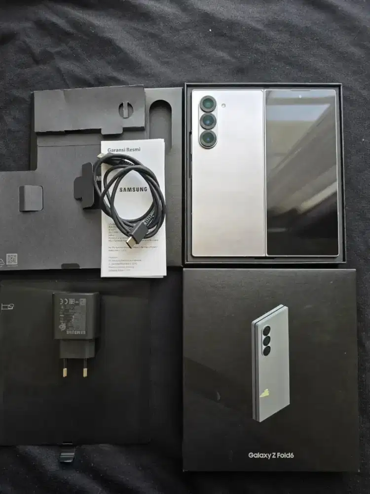 Samsung Z Fold 6 TB SEIN Fullset Like New