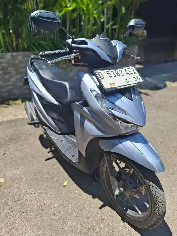 BEAT 2024 DELUXE CBS ISS SIAP PAKAI  KM RENDAH