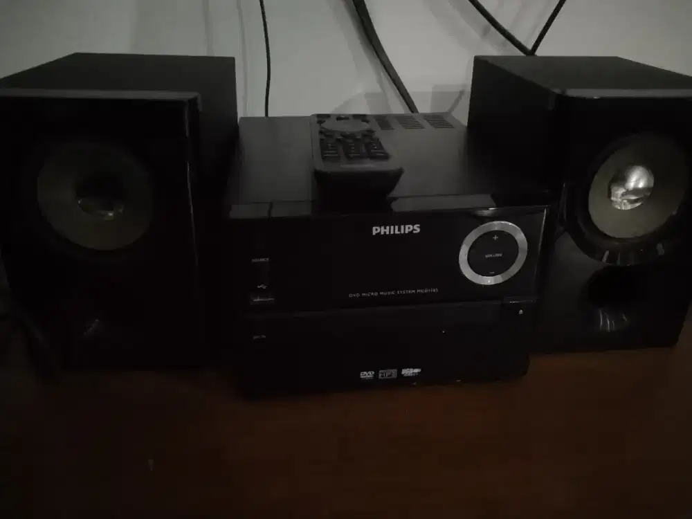 Philips audio double sub woofer MP3 DVD