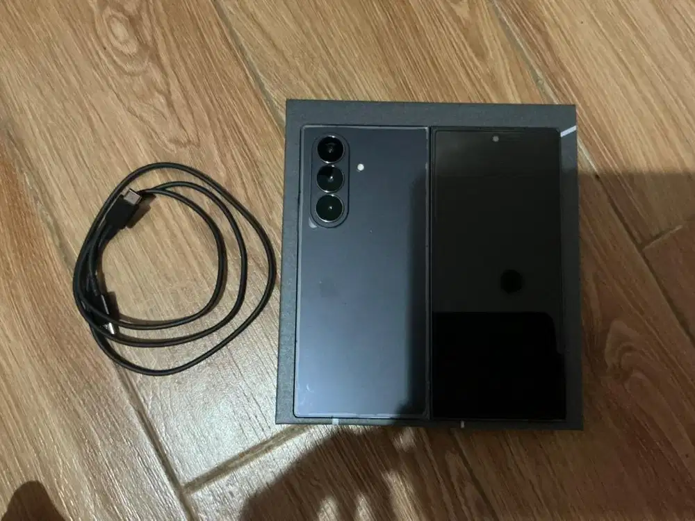 Samsung Galaxy Fold 7 16GB 1TB