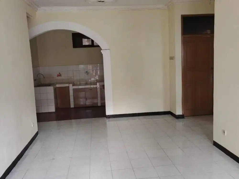 DIJUAL RUMAH 2 LANTAI DI TAMAN CIBADUYUT INDAH BANDUNG dkt GBI Mekar Wangi, BPK. Singgasana, Rs. Immanuel, Rs. Santosa, Terminal Leuwipanjang