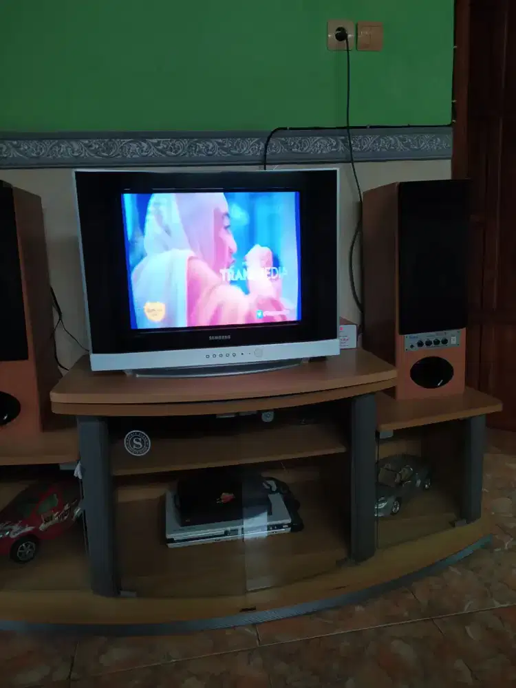 Tv tabung Samsung slim 21inc