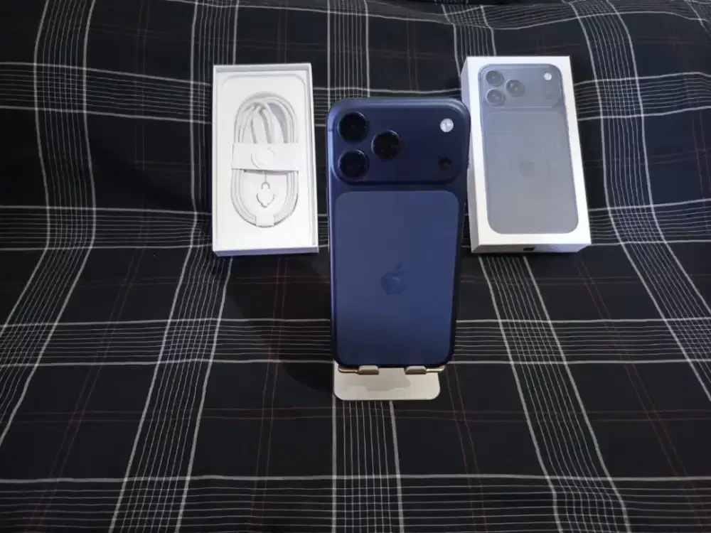 IPHONE 17 PRO MAX 256GB DEEP BLUE IBOX LENGKAP OEM NO MINUS BISA TT