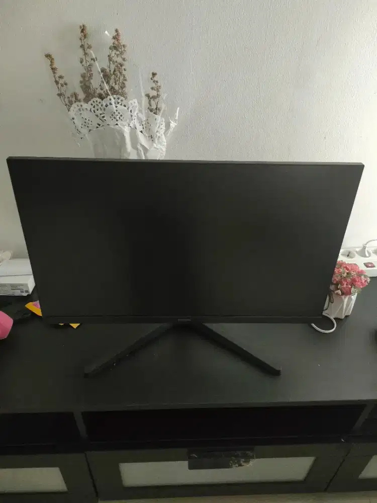 SAMSUNG 24 INCH