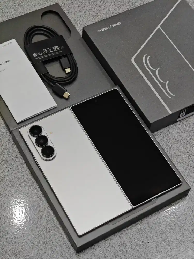 Samsung Z Fold 7 12/512 Gb like new