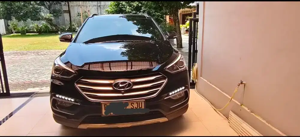 Hyundai Santa Fe CRDi Tahun 2017 siap dipakai untuk mudik Lebaran