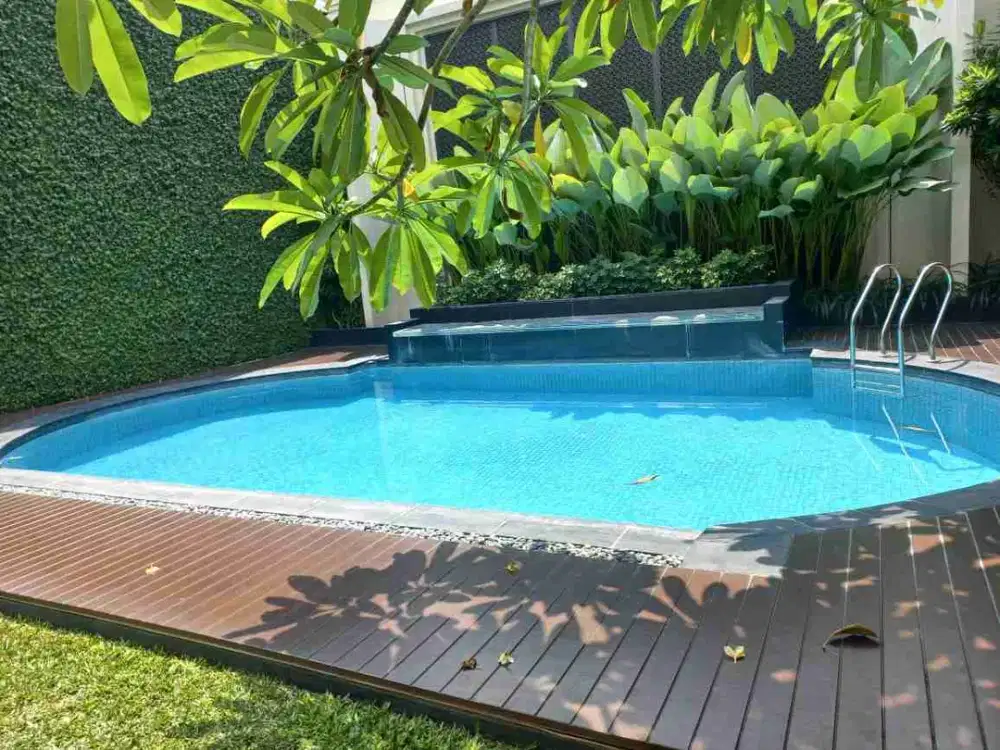 Rumah Mewah Full Furnished + Kolam Renang di Menteng Jakarta Pusat – LT 661m², Harga 68M Nego