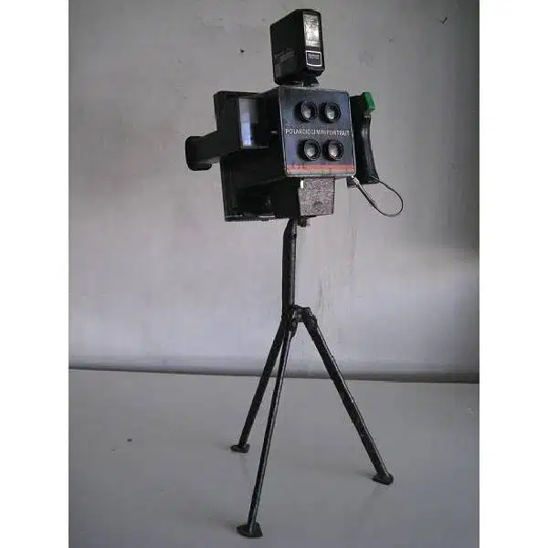 Vintage unique camera Polaroid - Miniportrait Japan era 60 - 70'an
