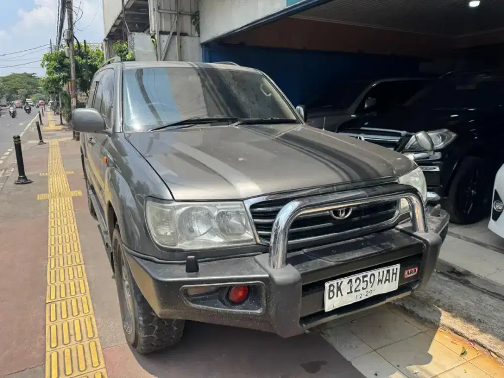 Toyota landcruiser diesel VX100 th 2001 siap pakai