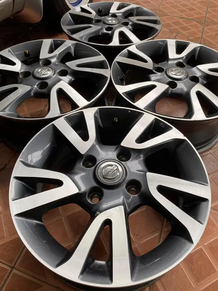 Velg Livina Hws R15 4x114 avanza xenia