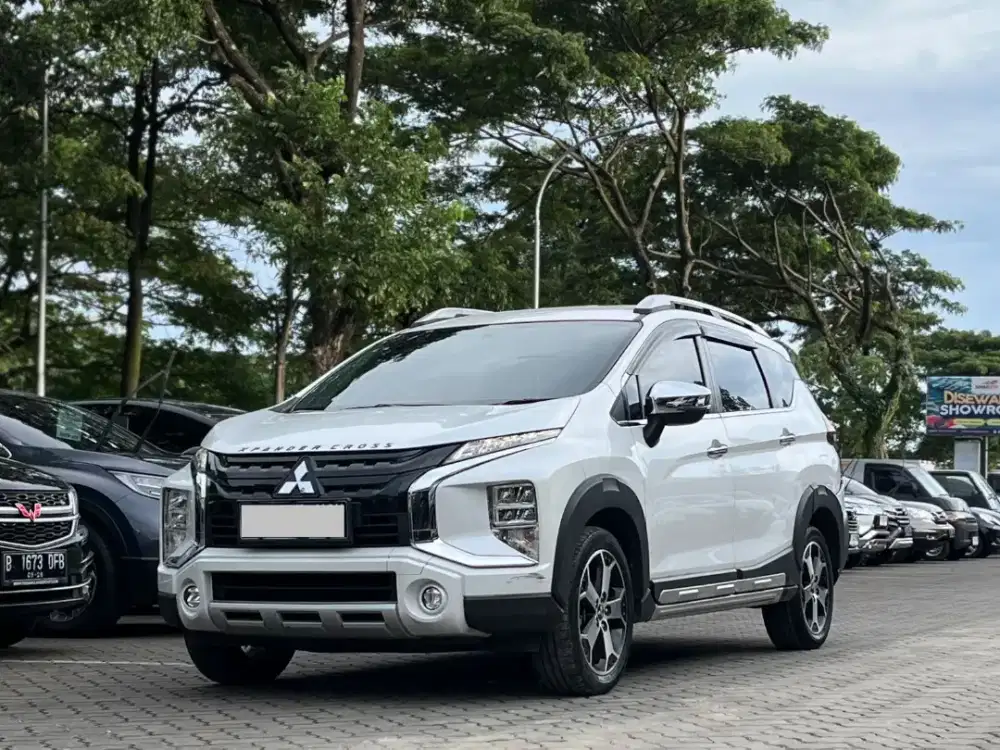 LOW KM SIAP PAKAI!! MITSUBISHI XPANDER CROSS PREMIUM MATIC 2022 PUTIH,