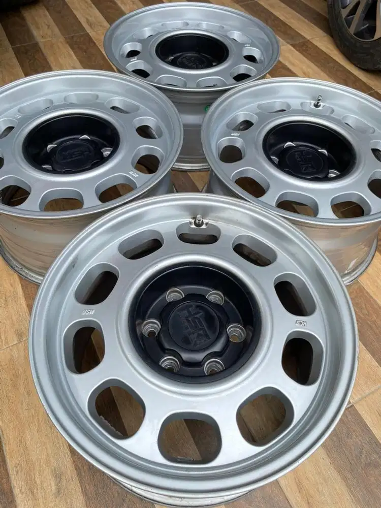 Velg Pajero Fortuner R17 Gress 98% triton hilux tera navara mux terano