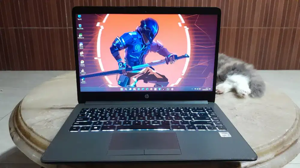 Laptop HP 240 G8 core i3 Ram 8GB DDR4 ssd nvme 256GB Backlight GEN 10