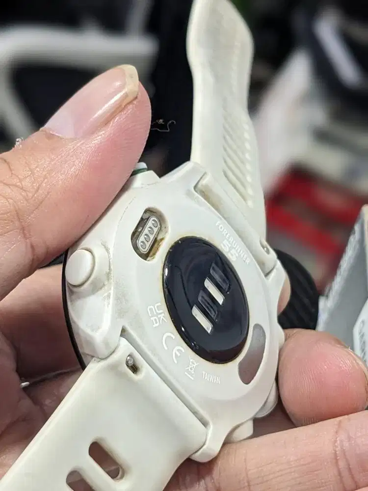 Garmin forunner 55 resmi tam