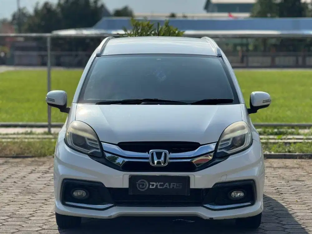 HONDA MOBILIO 1.5 RS 2015 MATIC ISTIMEWA
