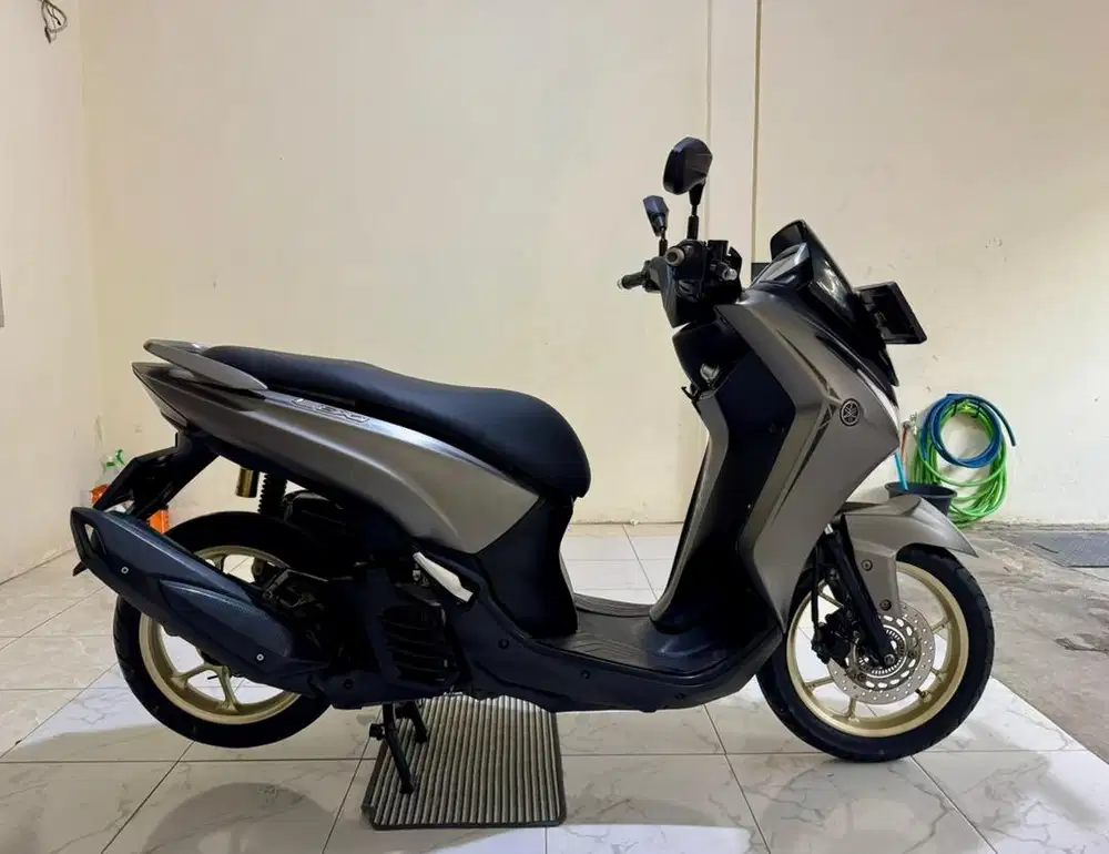 Yamaha Lexi S Keyless 125 VVA MULUSSS Pajak Hidup Panjang