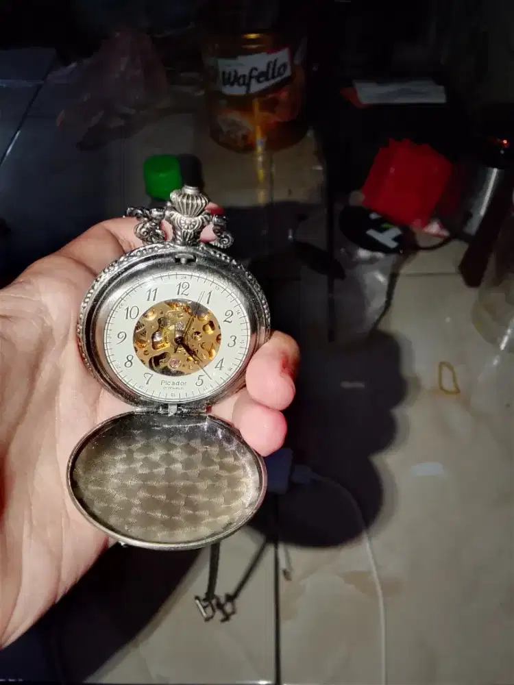 Dijual jam saku antik
