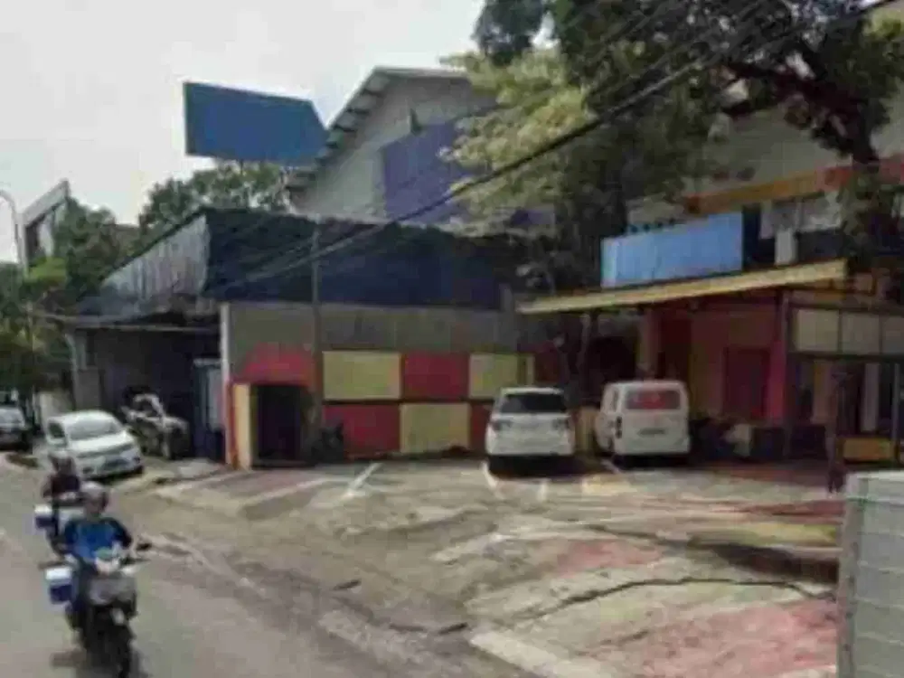 DISEWAKAN EX RMH MAKAN NOL JALAN, PARKIR LUAS. RAYA JEMURSARI