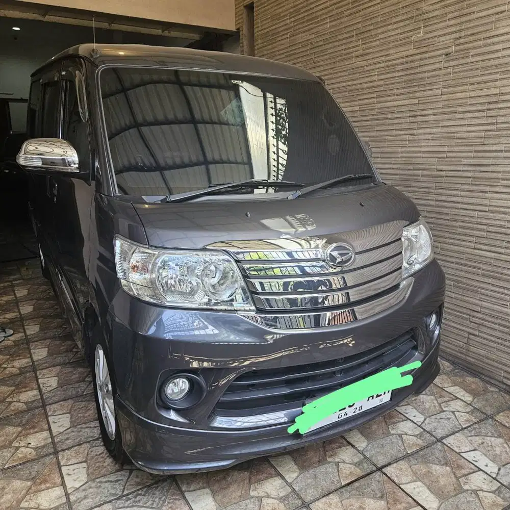Daihatsu luxio X AT 2023 km 13rb , plat B Jakarta Ganjil