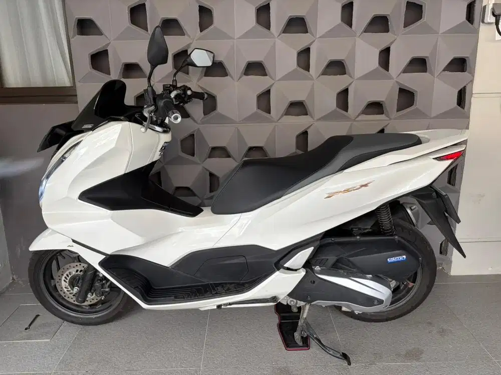 Honda PCX 160 ABS 2022 Putih | KM 2RB