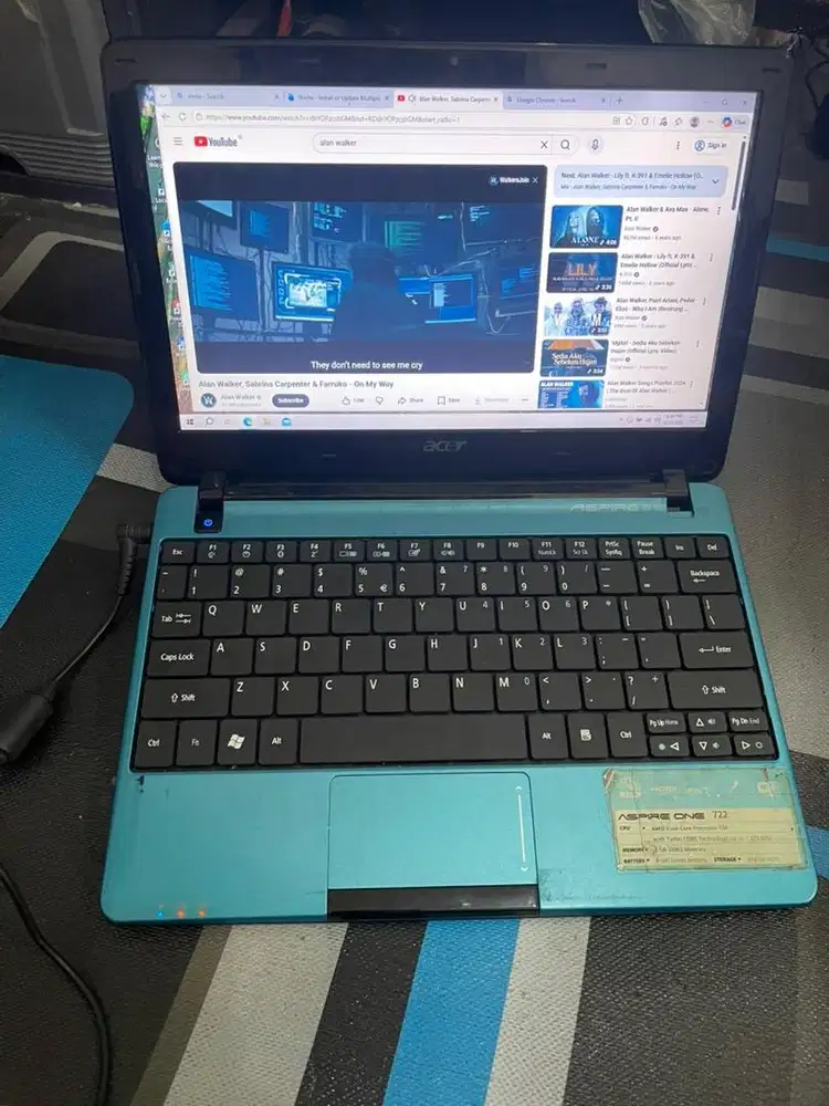Laptop acer aspire one 722