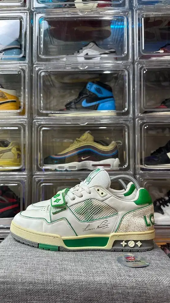 LOUIS VUITTON TRAINERS GREEN MESH