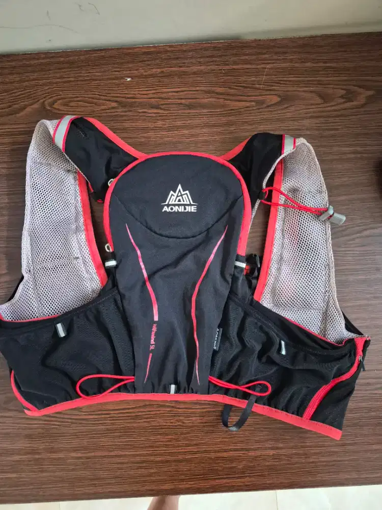 Running Vest Aonijie