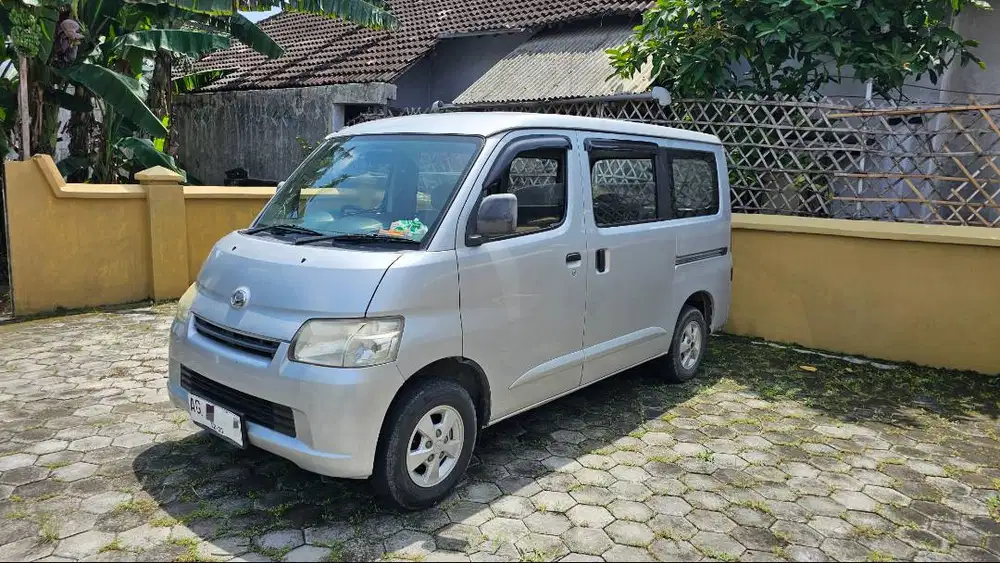 GRAND MAX MB 1.3 D Silver tahun 2013