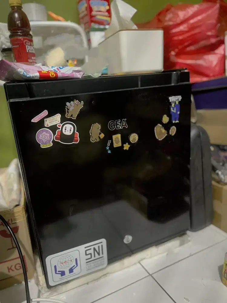 GEA Mini Kulkas || LIKE NEW DAYA KECIL