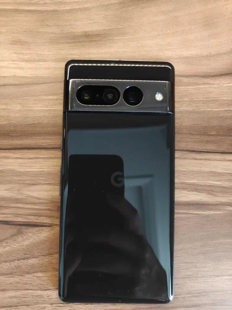 Google Pixel 7 Pro 5G 128GB 6.7% + Google Pixel Watch 1