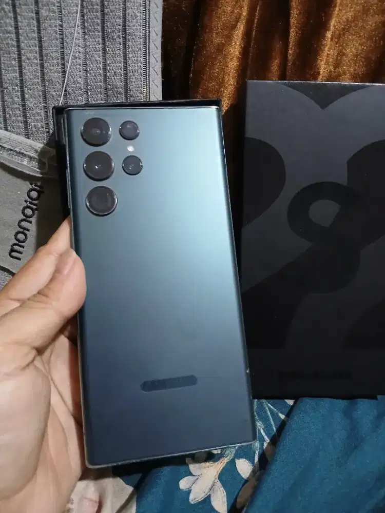 Samsung S22 ultra 12/256Gb green