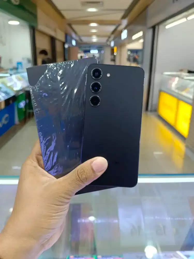 Samsung Galaxy S23 5G 8/256 Black Second Super Like New 99% Ori SEIN