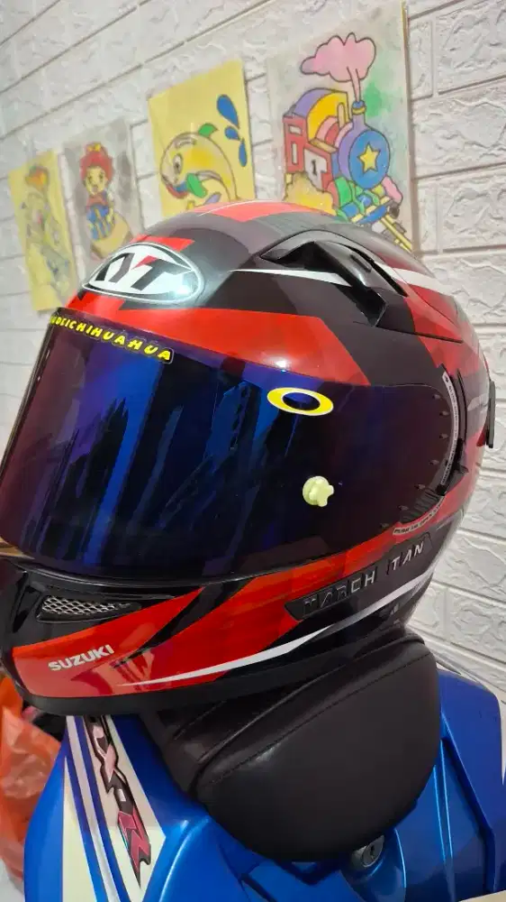 KYT K2Rider red diamond.