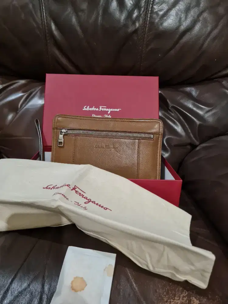 Hand bag salvatore original