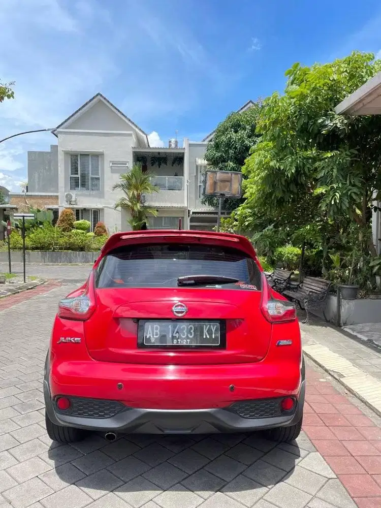 Juke rx red interior th 2017