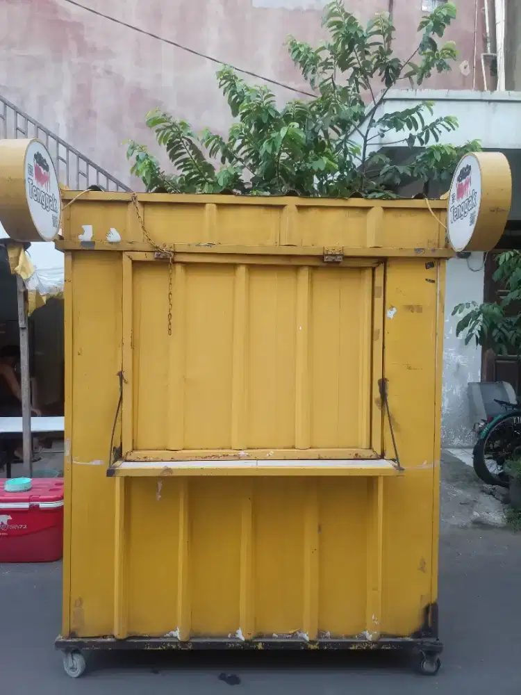 Gerobak jualan + neon box