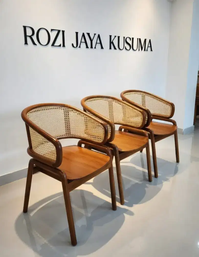 Kursi cafe kursi kacang kayu jati