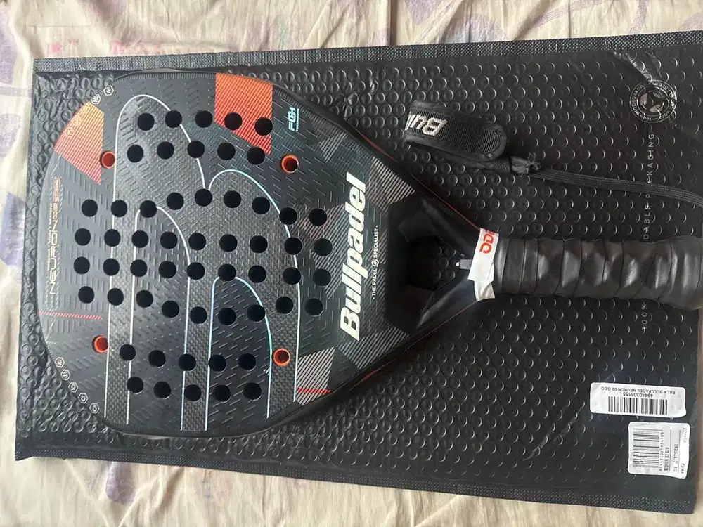 Bullpadel neuron 02 edge