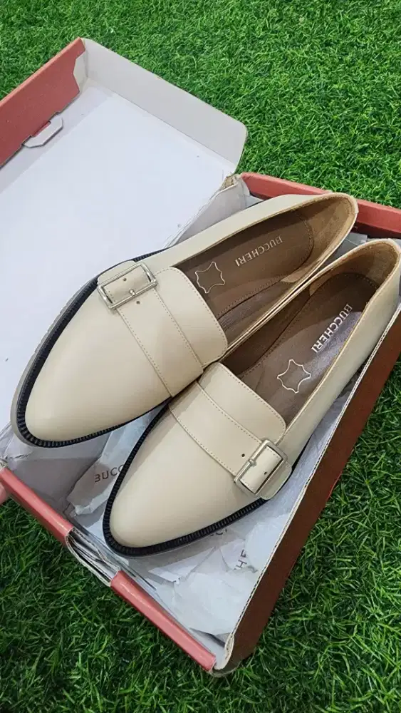 Sepatu Buccheri Urszula Loafer Woman