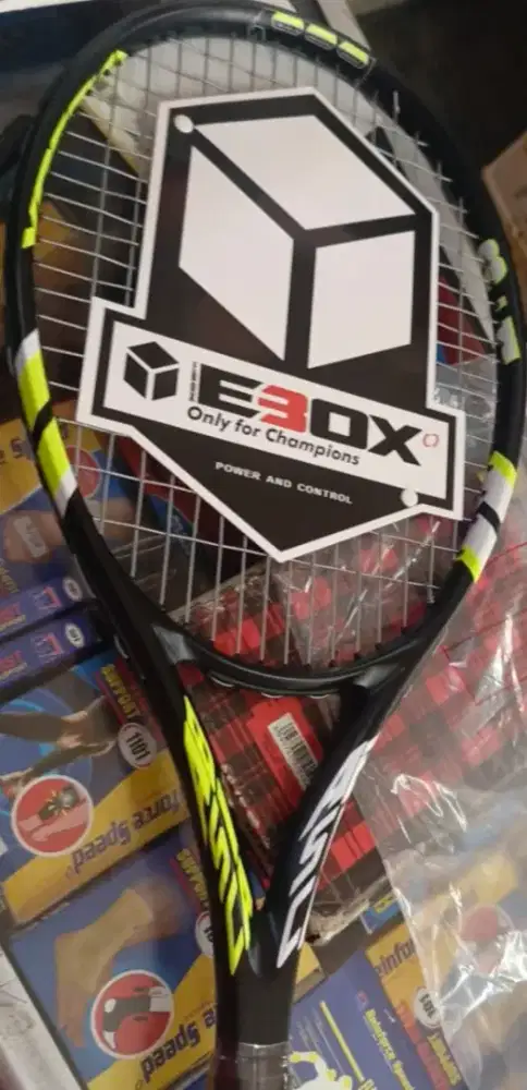 Raket Tennis Ebox