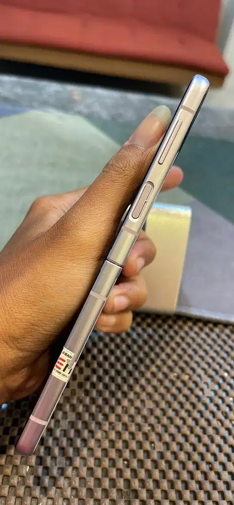 Samaung galaxy z flip 3 8/128 sein