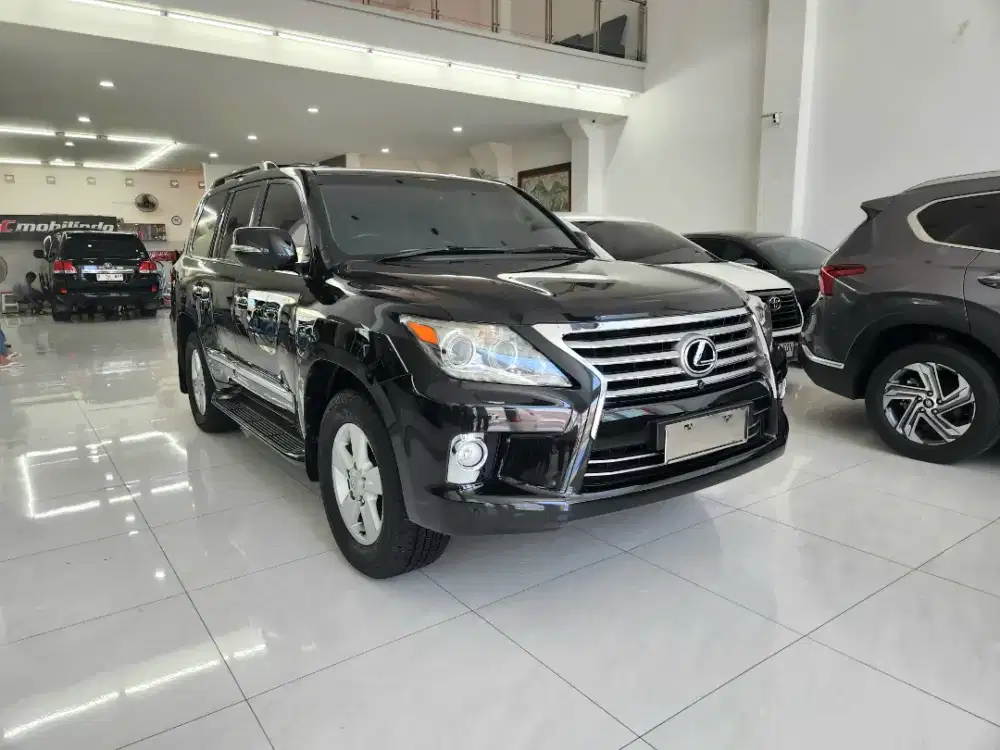 LEXUS LX570 LUXURY ATPM 2013 km68rb Full Ori