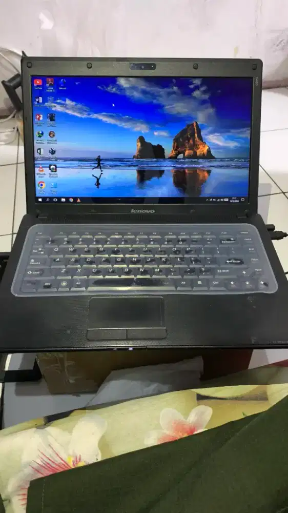 Laptop Lenovo 4/500gb core i5 2.4ghz no lemot
