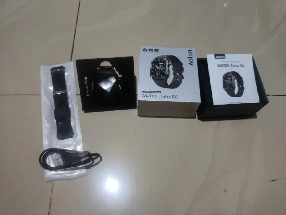 Smartwatch Aolon Tetra S5 – Layar 1.93”, Kompas & Senter, Like New