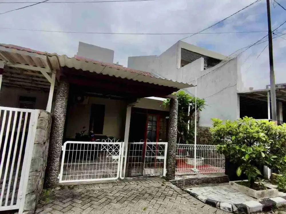 Rumah Babatan Pratama  1 lantai full bangunan
