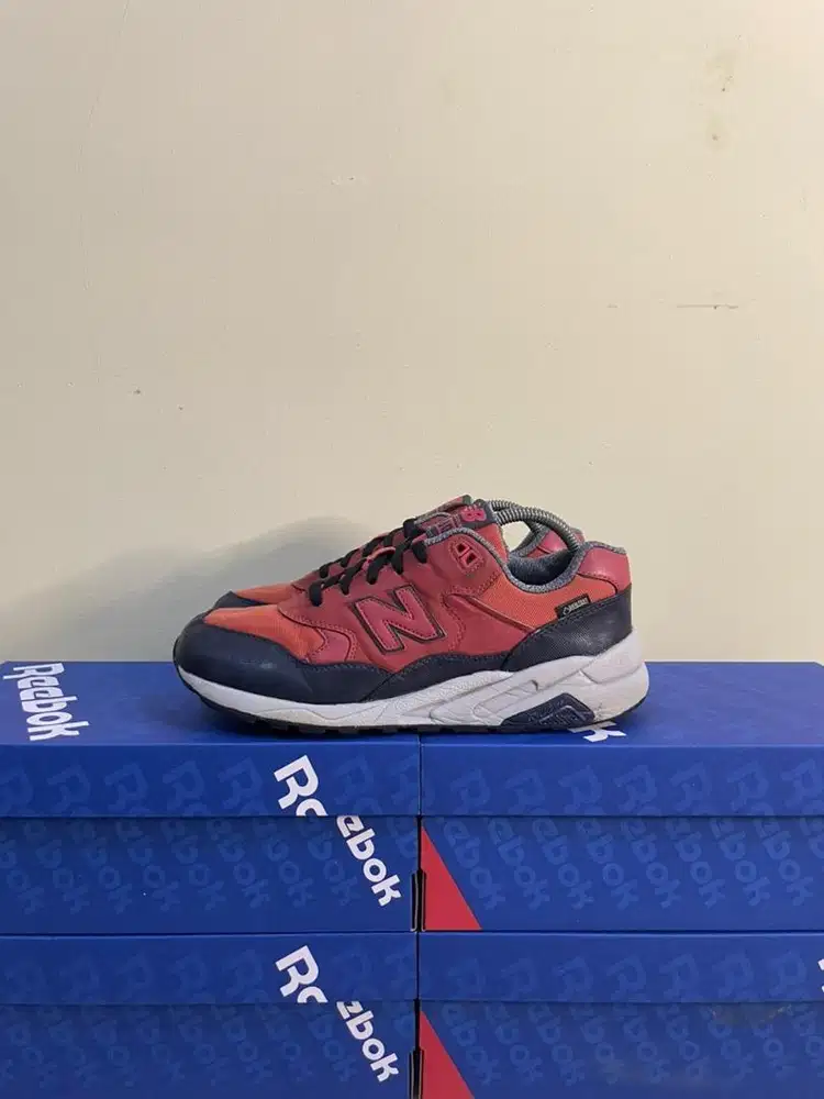 42 - Sepatu New Balance NB 580 Wax Pack Bekas Second