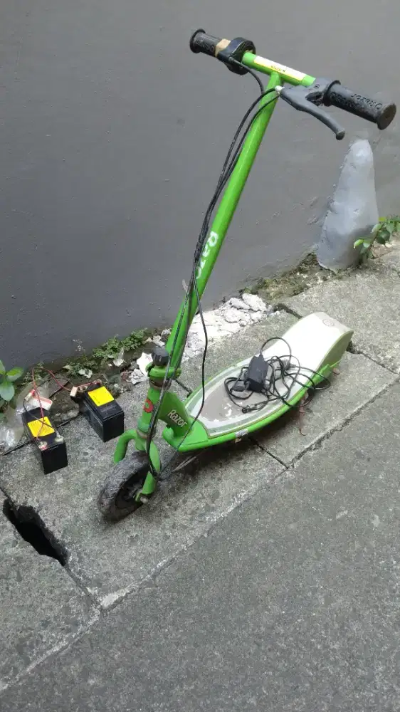 Di Jual Scuter Razor