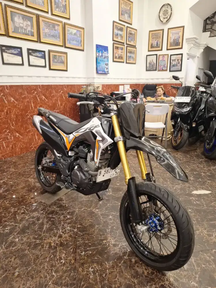 HUB CE KOM DP 3 JT CRF 150 2024 MOTOR GRES KAYA BARU KM LOW